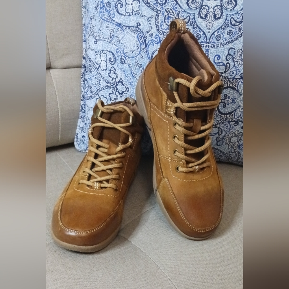 Propét leather boots tan NWOT
